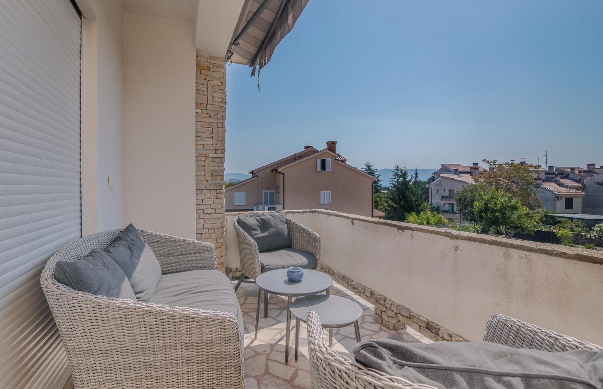 Apartments Stella & Luna Крк Екстер'єр фото